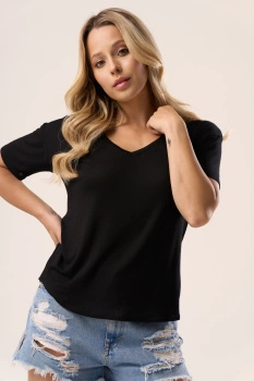 SERINA - lekka bluzka z wiskozy na krótki rękaw w kolorze czarnym