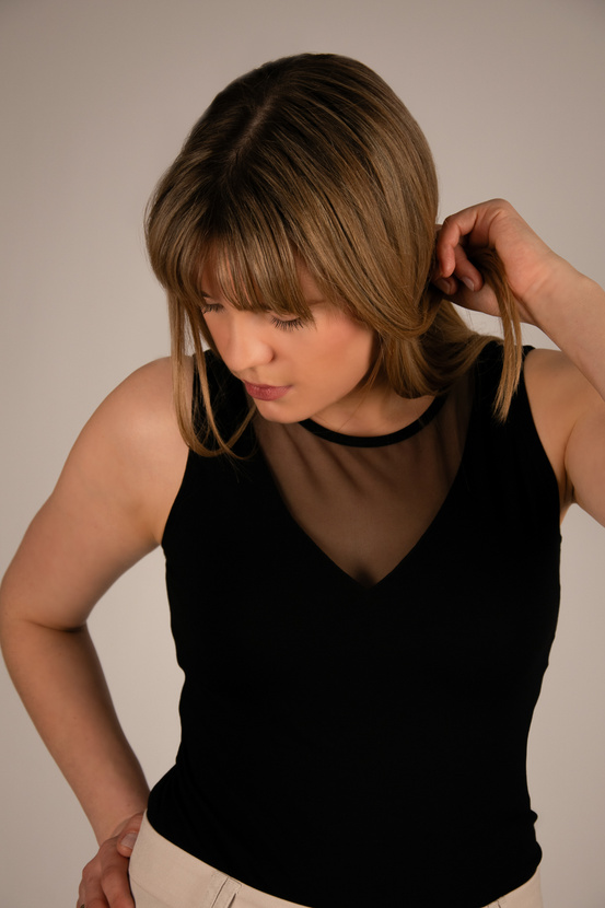 MARIAH - top z tiulowym detalem w kolorze czarnym