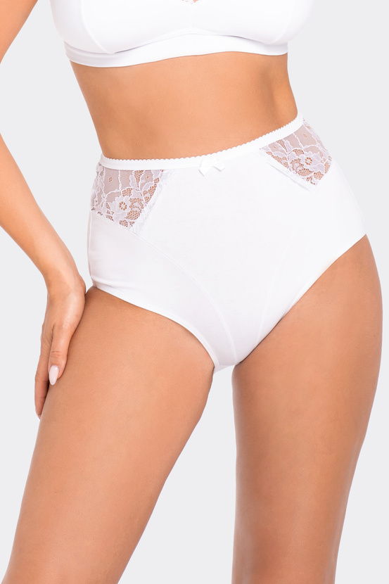 Majtki z wysokim stanem o klasycznym kroju w kolorze białym (054)